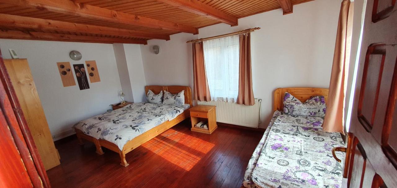 הוילה ברזוי Casa Colt De Rai מראה חיצוני תמונה