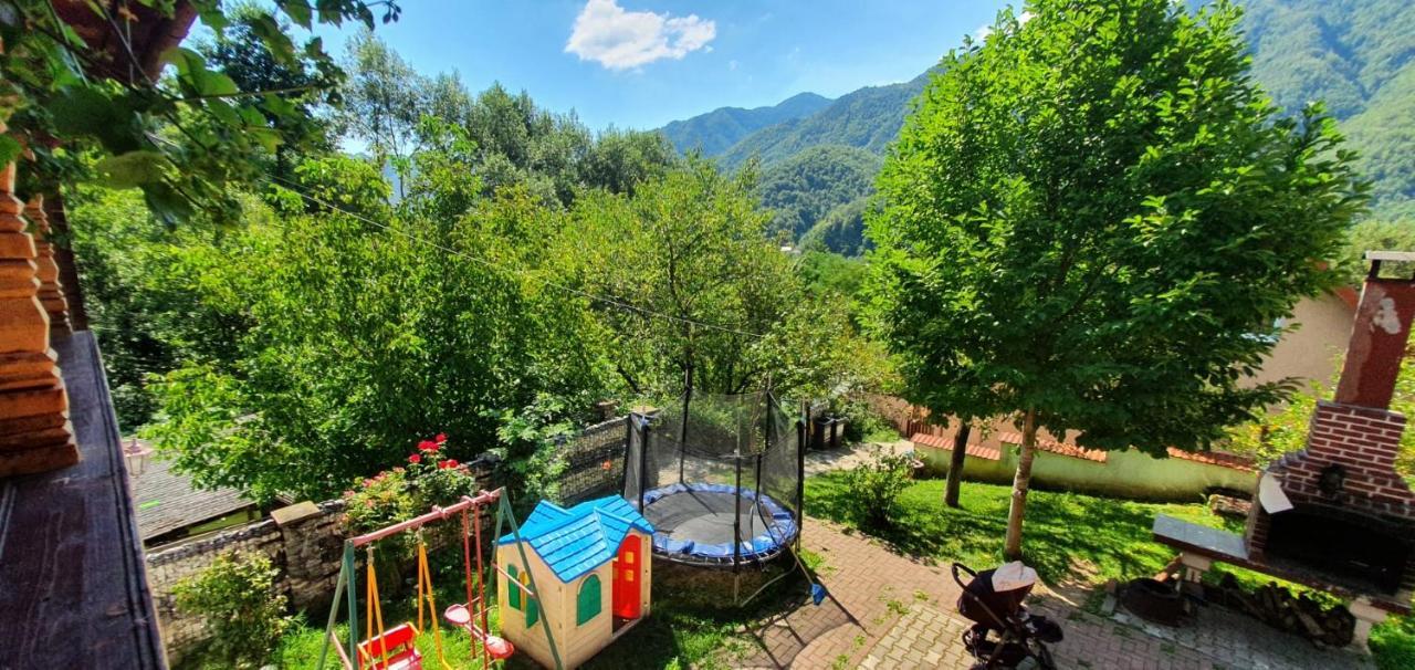 הוילה ברזוי Casa Colt De Rai מראה חיצוני תמונה