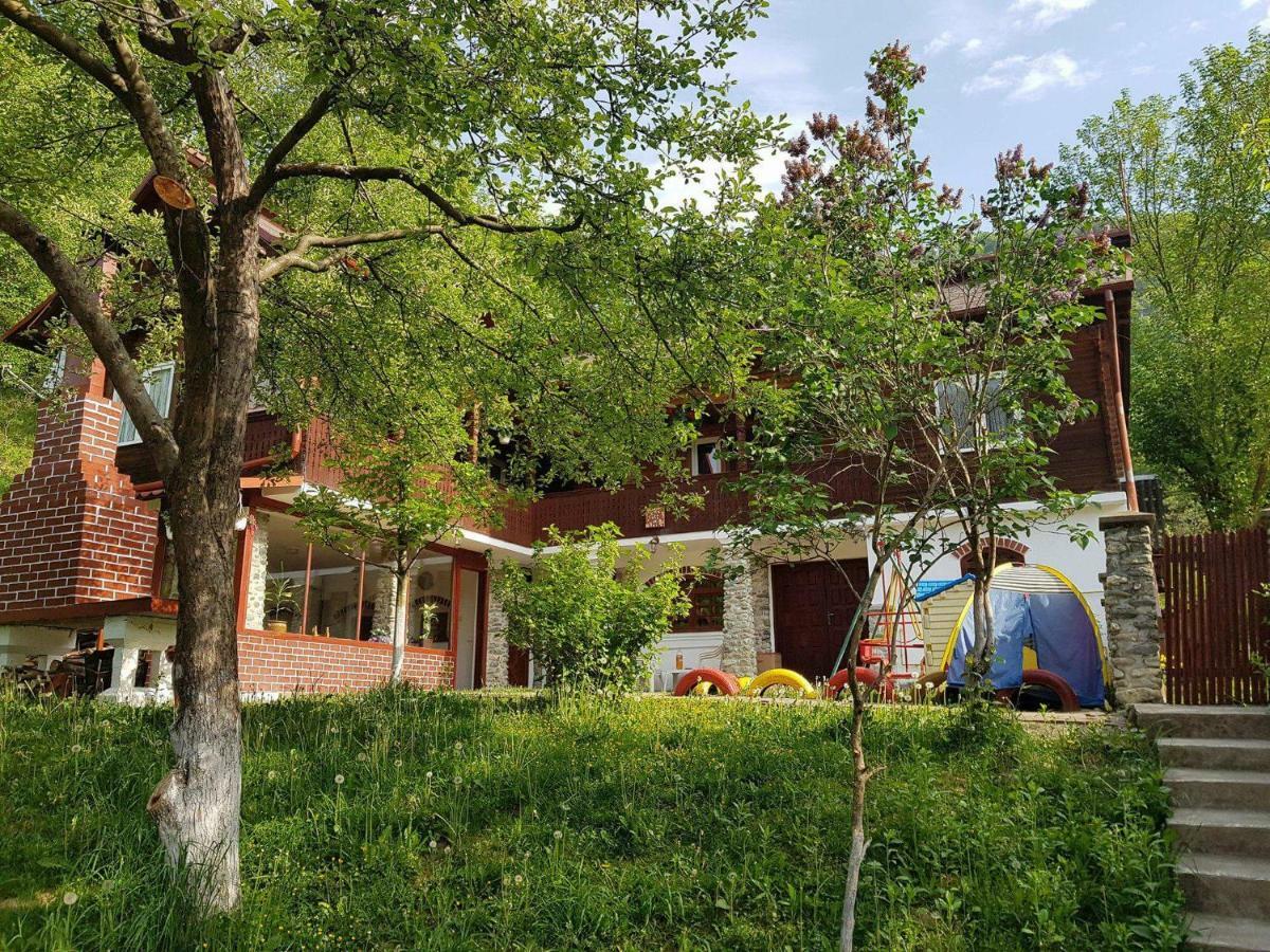 הוילה ברזוי Casa Colt De Rai מראה חיצוני תמונה